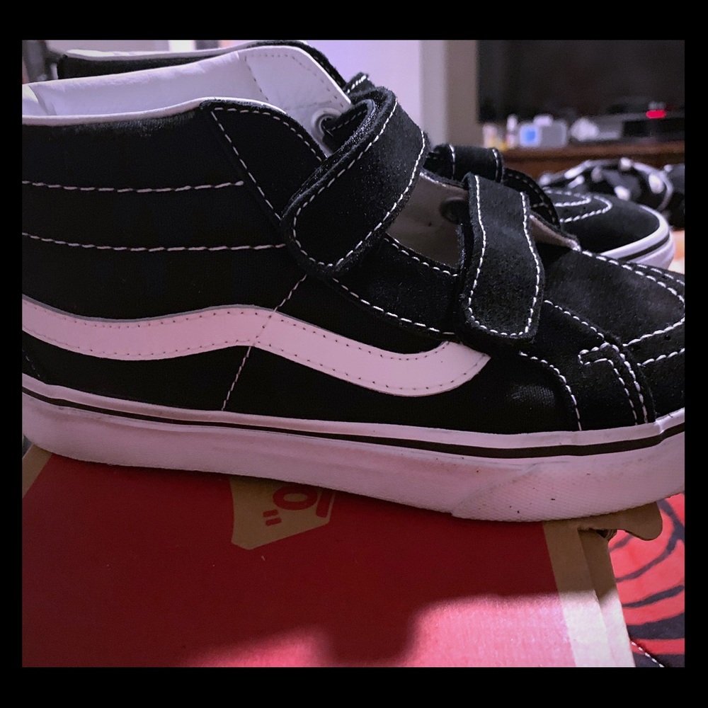 Boys vans size 5